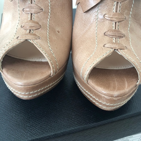 Prada Vitelli Visone Peep Toe Platform Size 36.5 - Picture 3 of 8